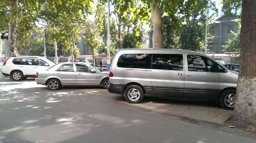 違章停車被拖壞，就該自認(rèn)倒霉？告訴車主如何獲得賠償